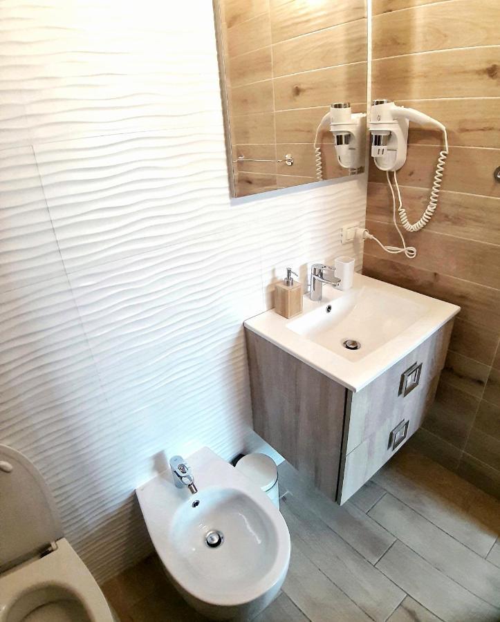 Pisa City Lodge Extérieur photo
