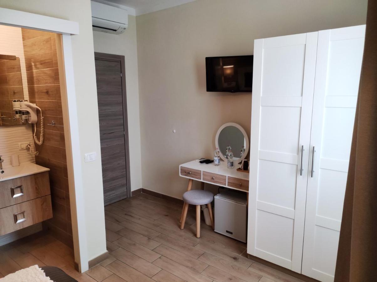 Pisa City Lodge Extérieur photo